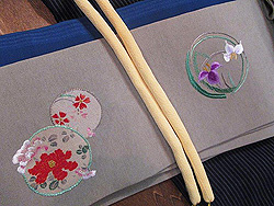 座布団の上の黒猫刺繍名古屋帯