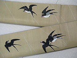 番傘につばめ刺繍開き名古屋帯