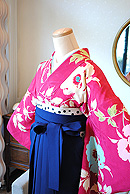 濃桃色地芍薬文様