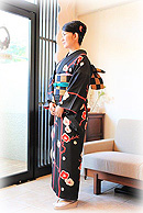 おめでたい槍梅の訪問着