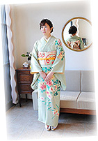 春の花々訪問着