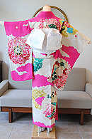 撫子花丸文刺繍単衣中振袖