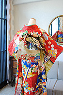 正統派の赤振袖