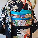 飛翔鶴松竹梅文様黒振袖