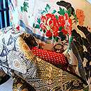 アールデコ菊花風景文様白振袖