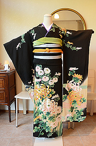 乱菊の図友禅染黒振袖