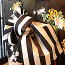 乱菊の図友禅染黒振袖