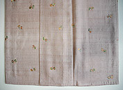 蝶柄刺繍紬単衣　上前