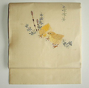 ひよこの図刺繍名古屋帯