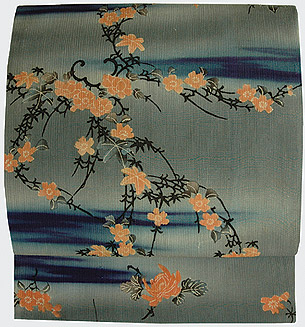 揚柳縮緬地紅花染名古屋帯