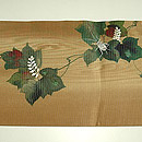 夏蔦に鈴虫刺繍絽名古屋帯　前中心