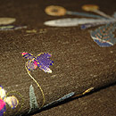 たんぽぽとすみれ模様コラージュ名古屋帯　質感・風合