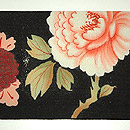 牡丹に菊柄染付帯　前中心