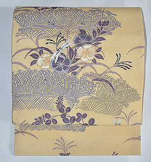 束垣に秋草文様絽縮緬帯