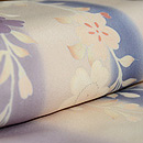 縞暈しに枝垂れ桜の小紋　質感・風合