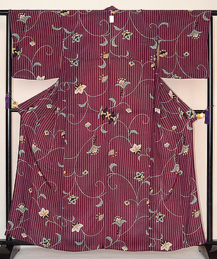 紫地縞と花唐草の単衣