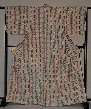 縞にぼかし立湧文様白地郡上紬