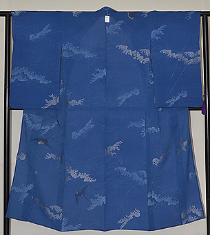 波文様に燕刺繍青地単衣付下