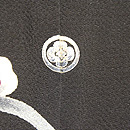 黒地梅に椿の図縮緬地友禅訪問着 一つ紋