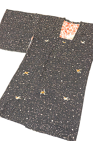 雪に乱舞する雀の図コート