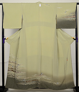 淡鶯色縮緬地波に鳥訪問着