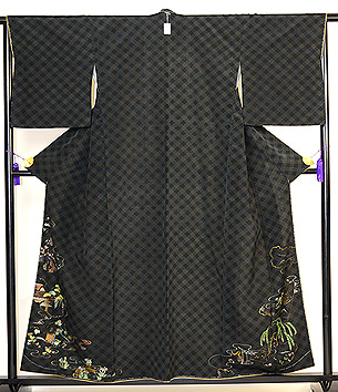 日菱文に四季の刺繍付下