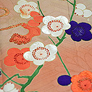 梅、笹、南天と菊祝い結び訪問着　質感・風合