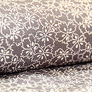 桜文江戸小紋袷小菊の裾模様　質感・風合