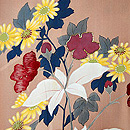 花々に山の実りの図羽織　質感・風合