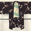 黒地に梅、菊の羽織　正面