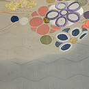 雲取りに四季の花文様訪問着　質感・風合