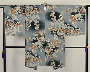 梅に菊、もみじの羽織