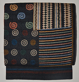 黒地丸に横縞文様名古屋帯