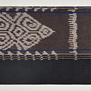 木綿地絣名古屋帯　前中心