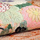 扇面に菊花刺繍名古屋帯 　質感・風合