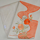撫子に女郎花刺繍絽麻縮名古屋帯　前中心