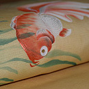 金魚に水草模様絽名古屋帯　質感・風合