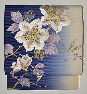 鉄線の刺繍名古屋帯