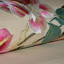 鉄線の花刺繍絽名古屋帯　質感・風合