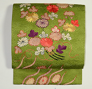 立涌に束ね菊文名古屋帯