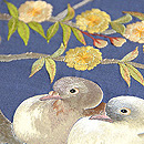 鳩と枝桜の図刺繍帯　質感・風合
