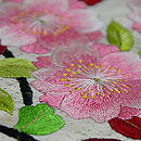 桜と菊丸紋の刺繍名古屋帯 桜の刺繍