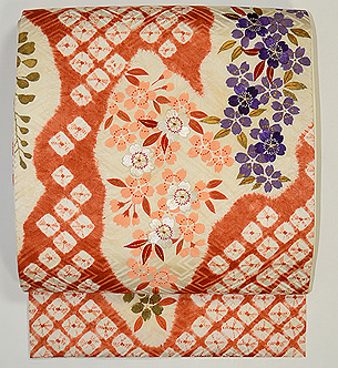 桜と枝垂れ藤刺繍絞り名古屋帯
