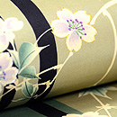 棒縞に桜の名古屋帯 質感・風合