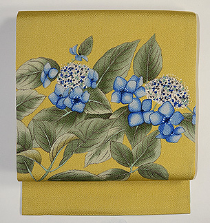 縮緬地に紫陽花の図名古屋帯