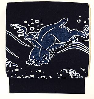 波間に兎の名古屋帯