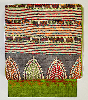 木の葉にトゥンパルカンタ刺繍名古屋帯