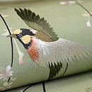 枝垂れ桜に鳥の図名古屋帯　質感・風合