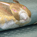 うさぎに土筆刺繍帯　質感・風合