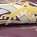 小豆色夏お召水辺の図小紋　質感・風合